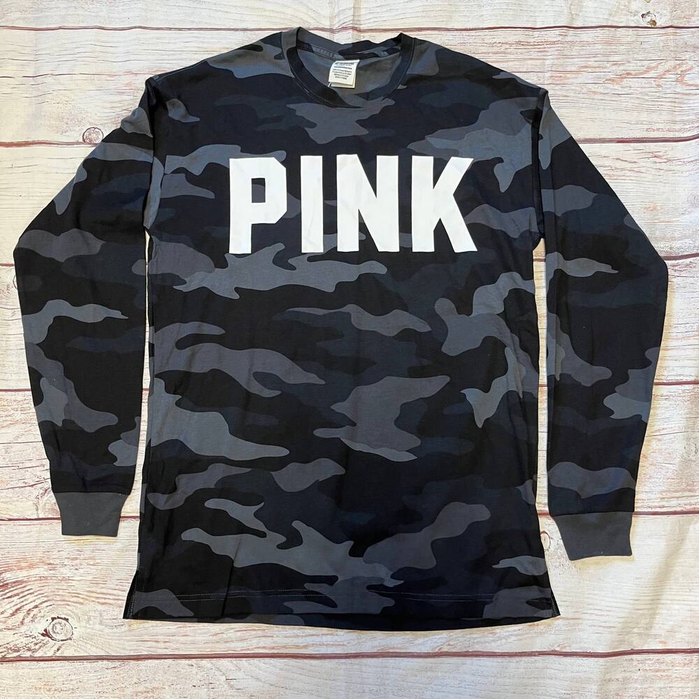 VS PINK Retired Camo Long Sleeve Campus Tee XS
